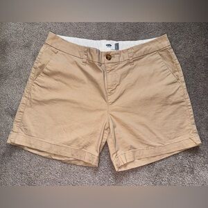 Old Navy Chino / Khaki Shorts